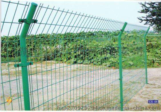 双边丝护栏网存有大量 规格齐全 双边丝护栏网