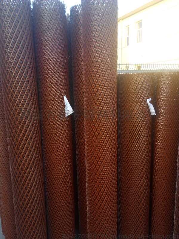 生产供应 不锈钢钢板网 低碳钢丝钢板网片